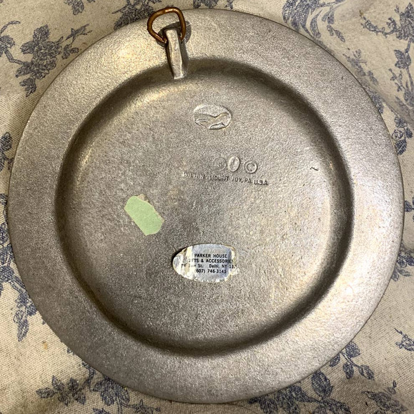 Vintage 1988 Wilton Armetale Annual Pewter Christmas Plate - Picture 3 of 4